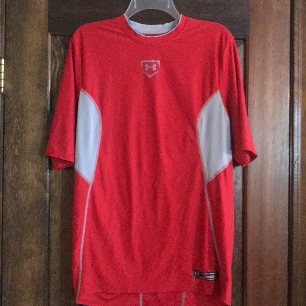 UA fitted heat gear shirt